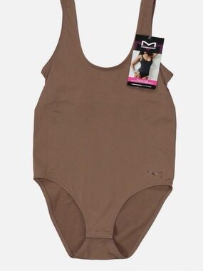NWT Maidenform Size M Women's Smoothing Seamless Built-In Bra Bodysuit DMS103